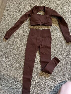 Ribbed Cutout Crop Top & High-Waist Leggings Set — Chocolate Brown